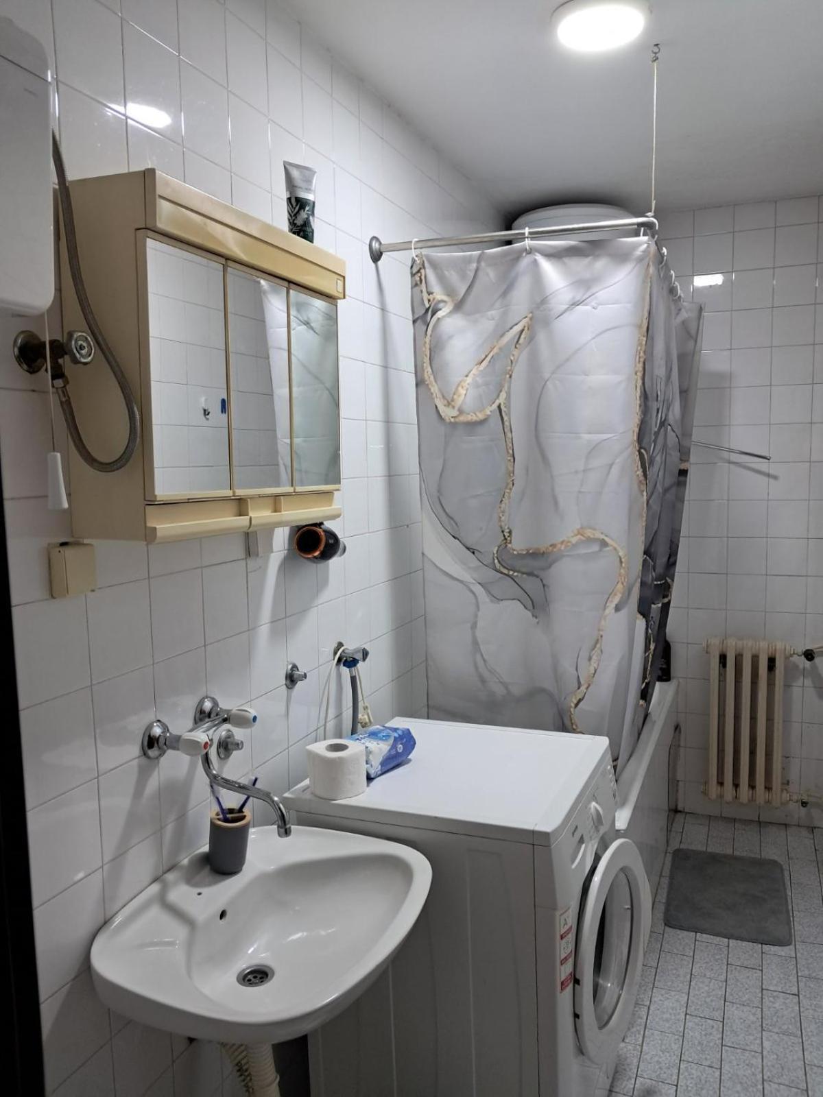 Appartamento Stan Na Dan - Indija Esterno foto